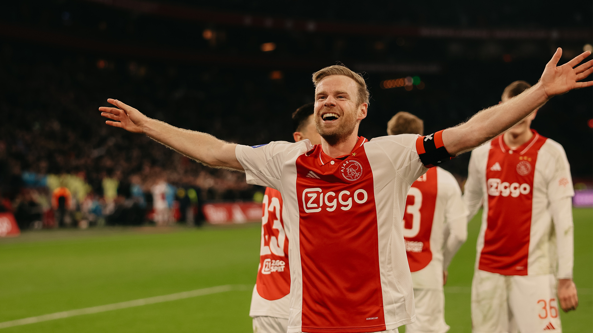 Ajax s&rsquo;impose face à Heracles dans un match palpitant