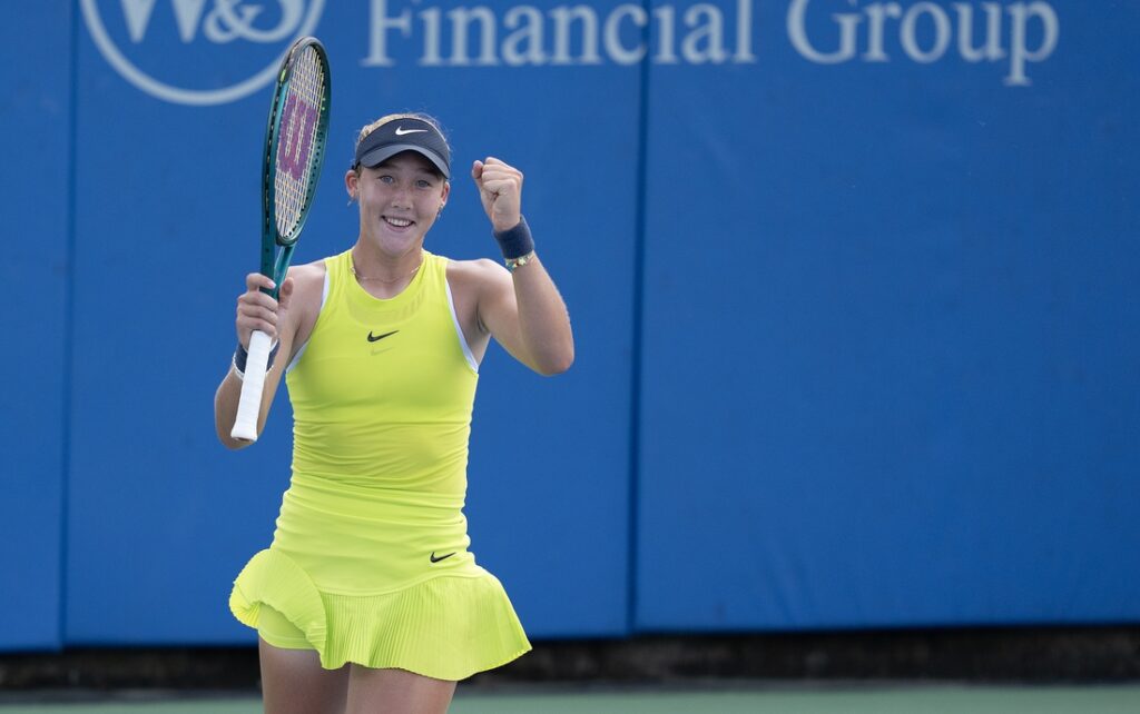 Mirra Andreeva : Une étoile montante du tennis féminin