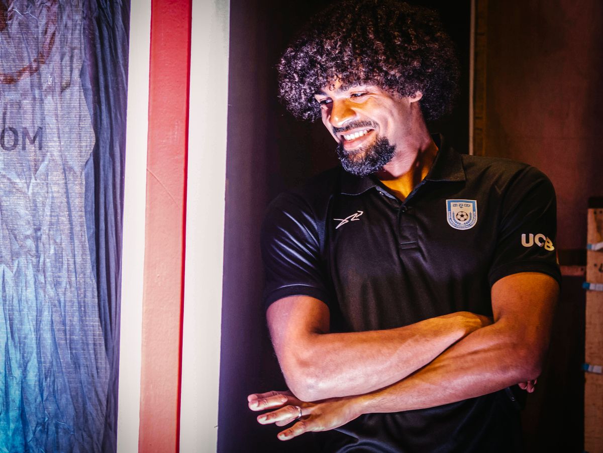 Hamza Choudhury : Un jeune talent du football britannique