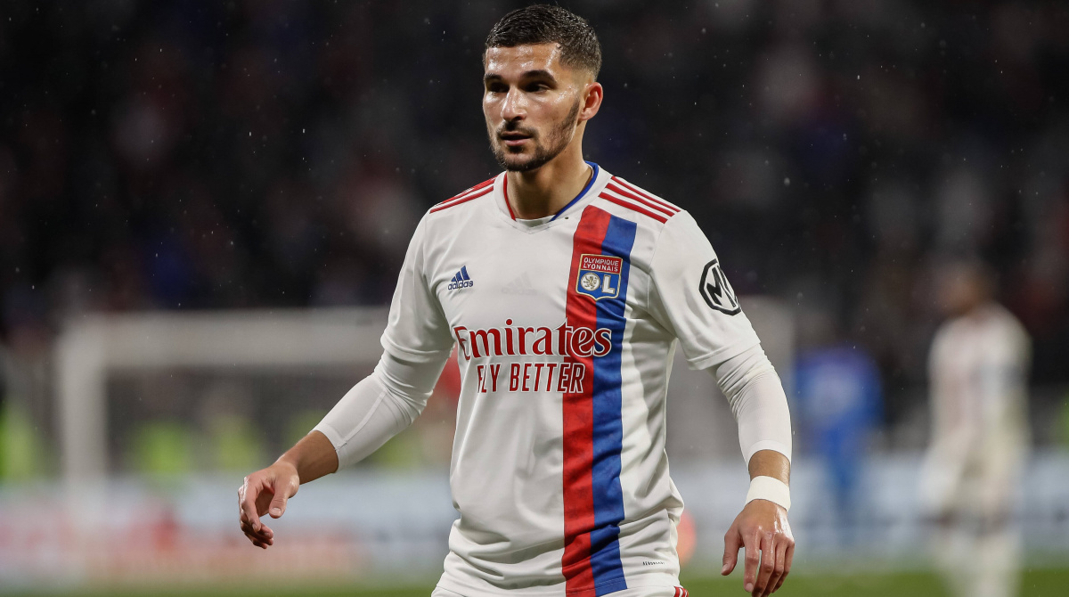 Houssem Aouar : Étoile montante du football français