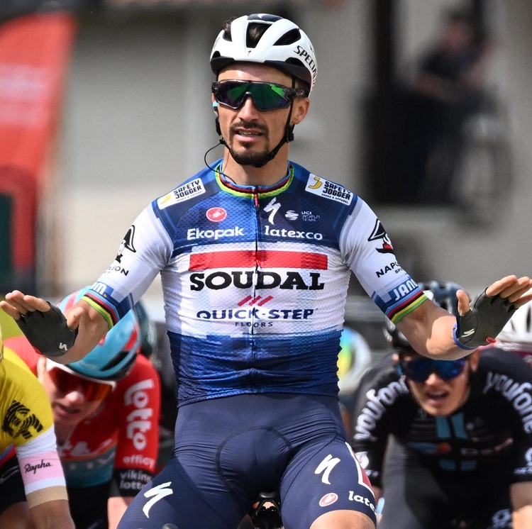 Julian Alaphilippe : la vie et la carrière d'un champion cycliste