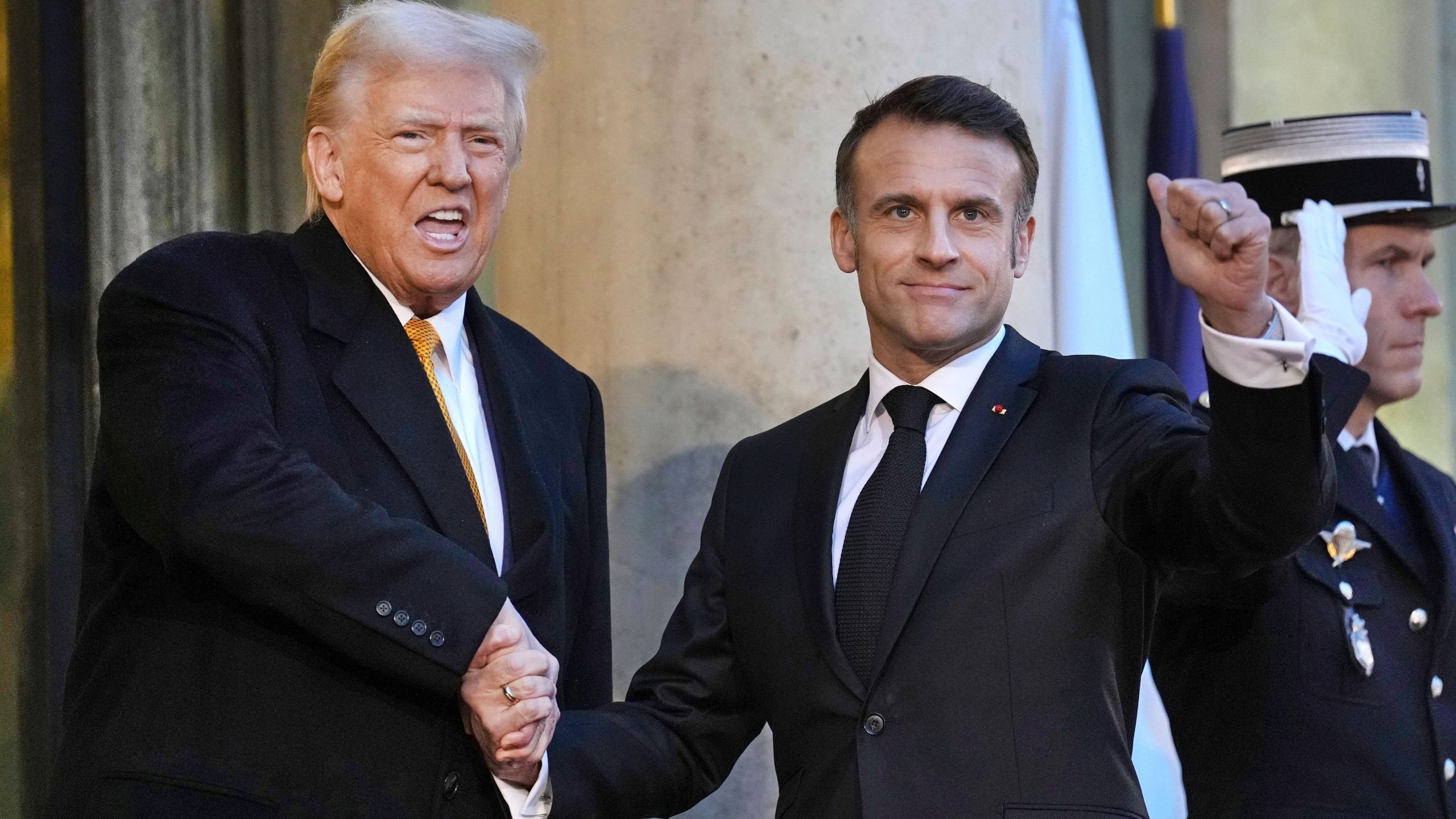 L&rsquo;impact des politiques d&rsquo;Emmanuel Macron sur la France moderne