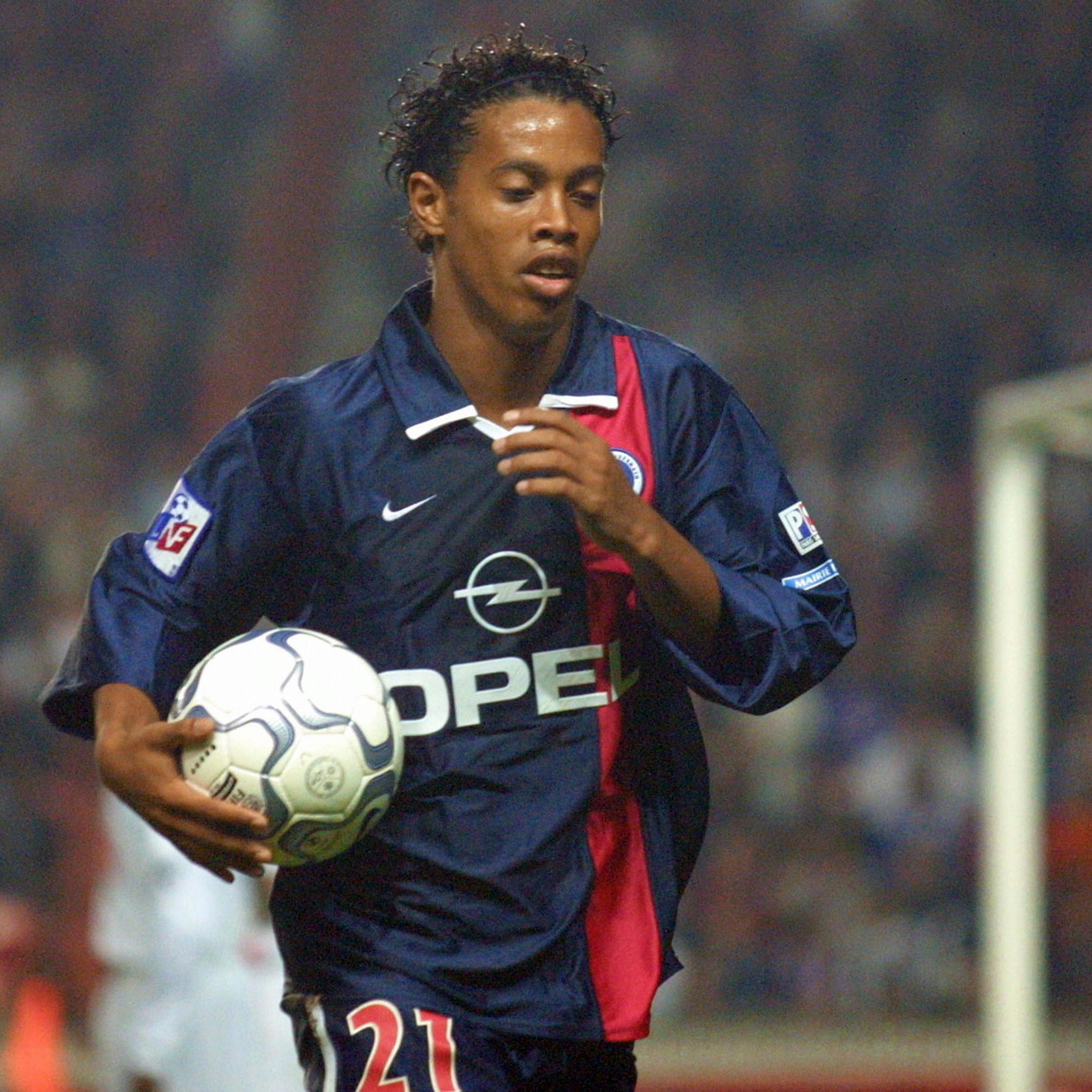 Ronaldinho : Une légende du football brésilien