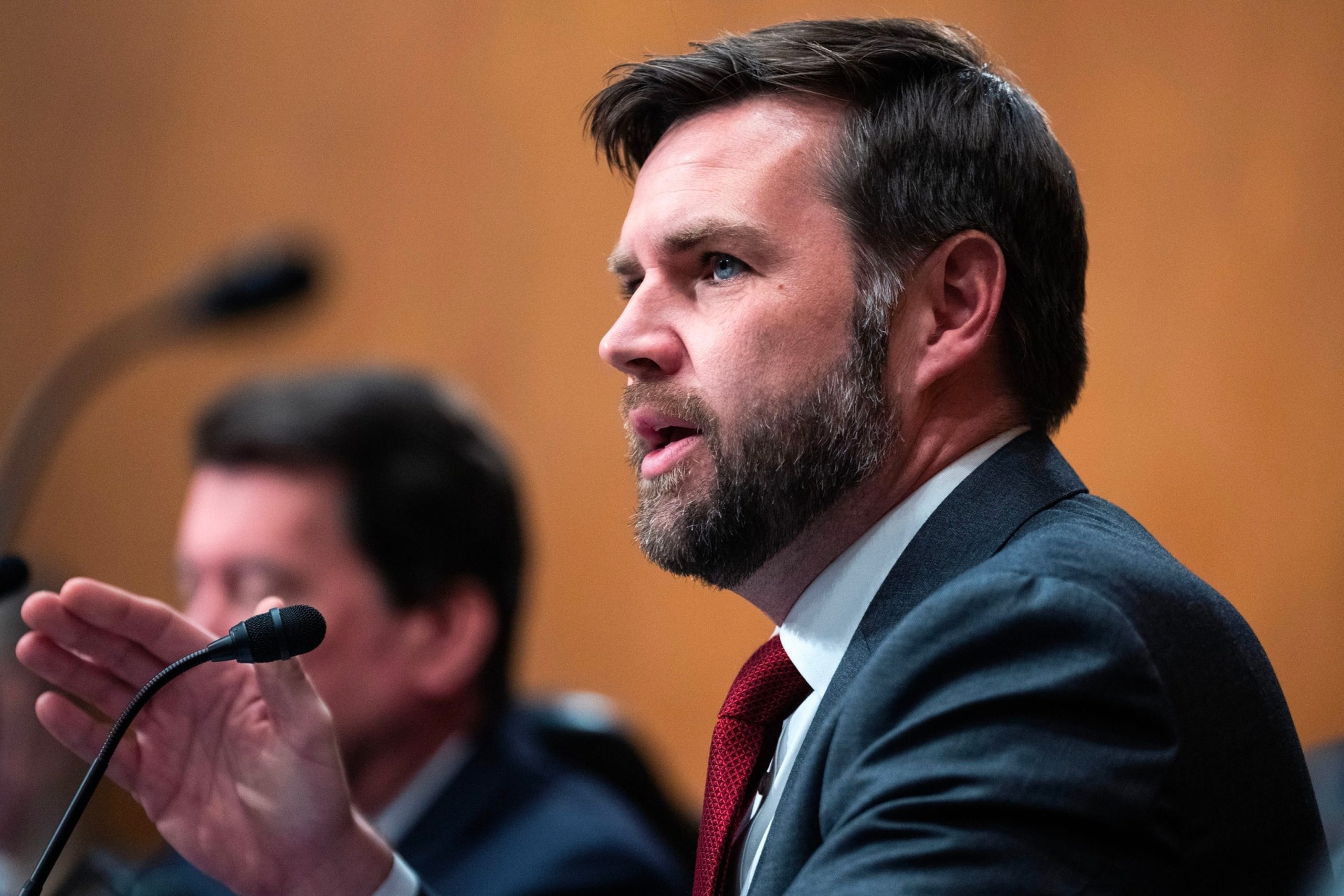 JD Vance : Un Aperçu de son Rôle en Tant que Vice-Président