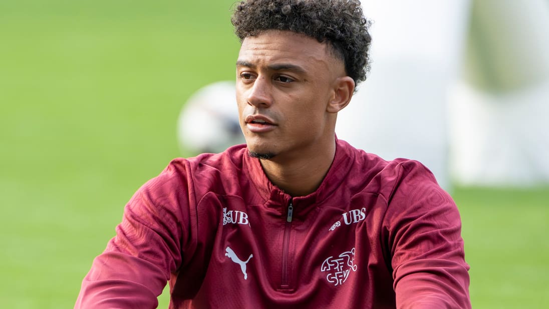 Dan Ndoye : Un jeune talent prometteur sur la scène footballistique