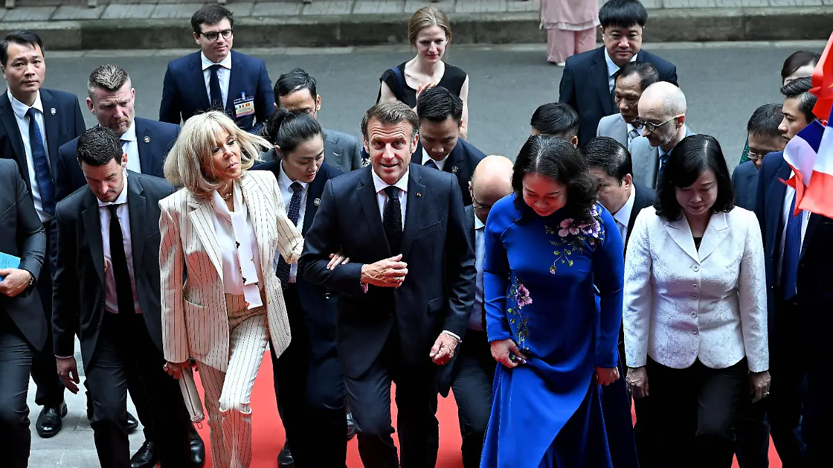 Emmanuel et Brigitte Macron : Le couple présidentiel français