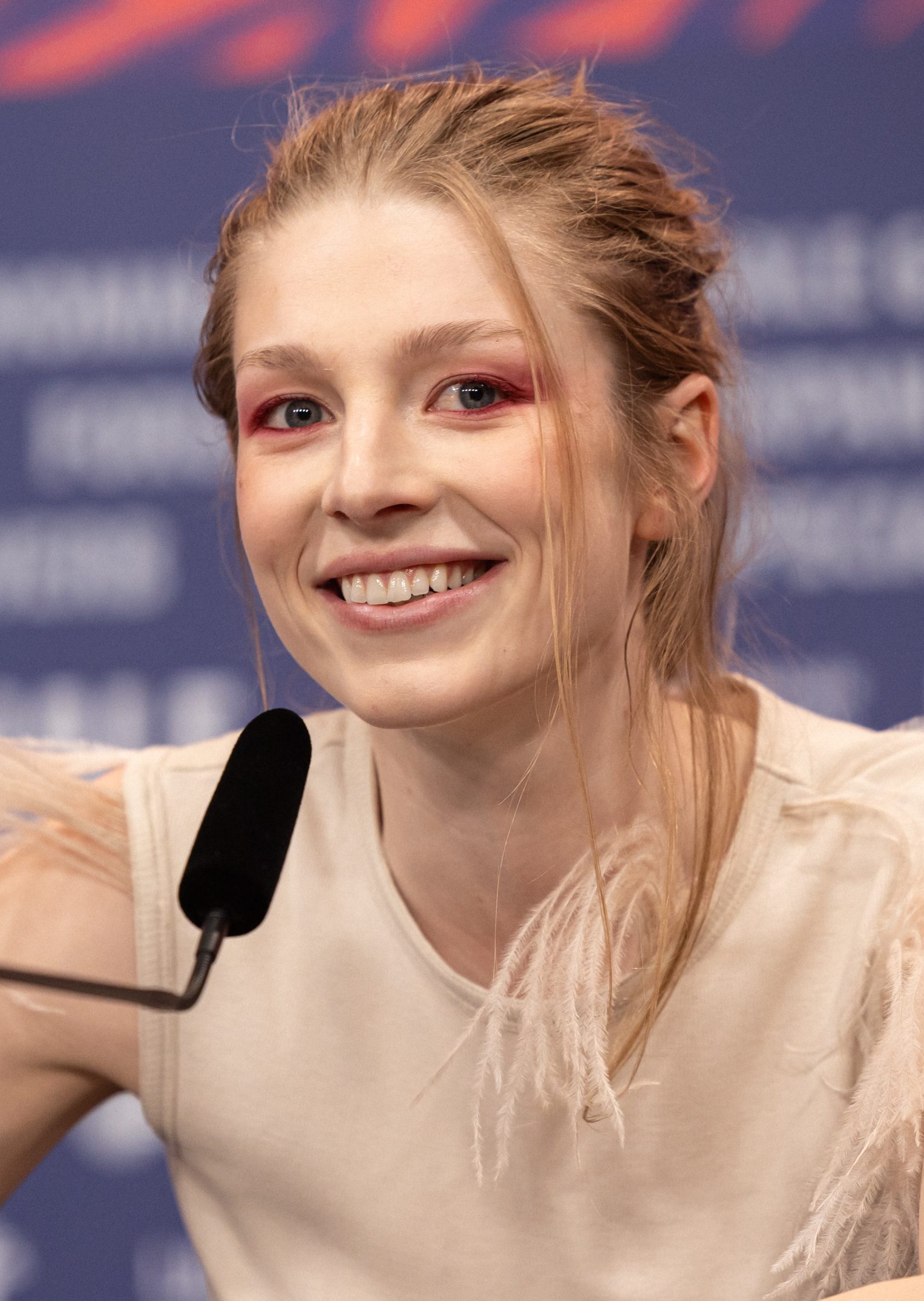 Hunter Schafer : Une icône de la mode et de la diversité