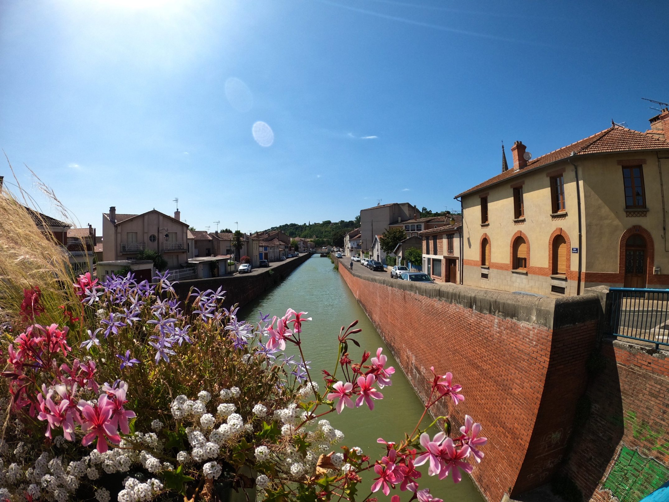 Exploration de Moissac : Histoire et patrimoine