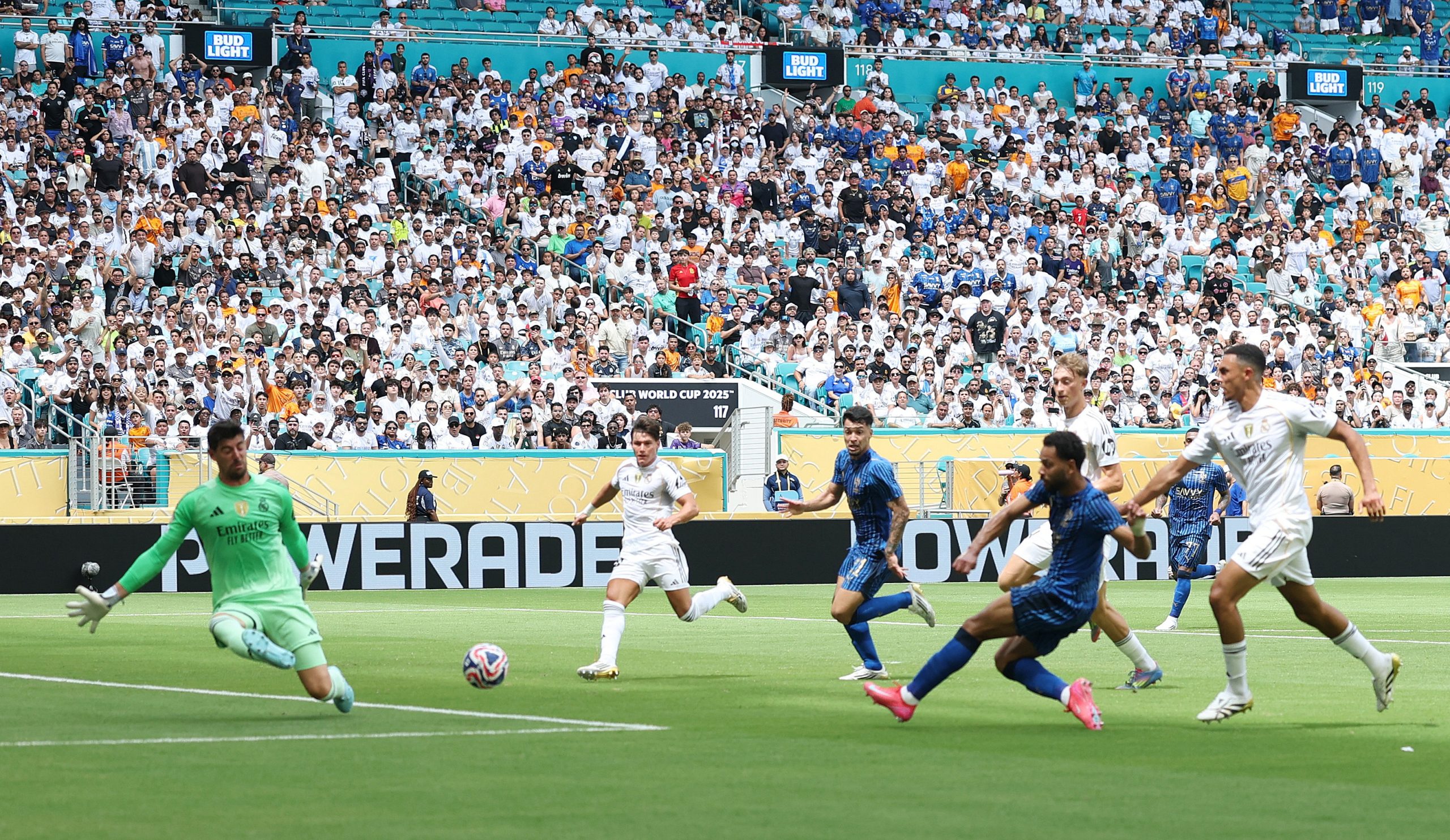 الريال ضد الهلال: التاريخ والمنافسة