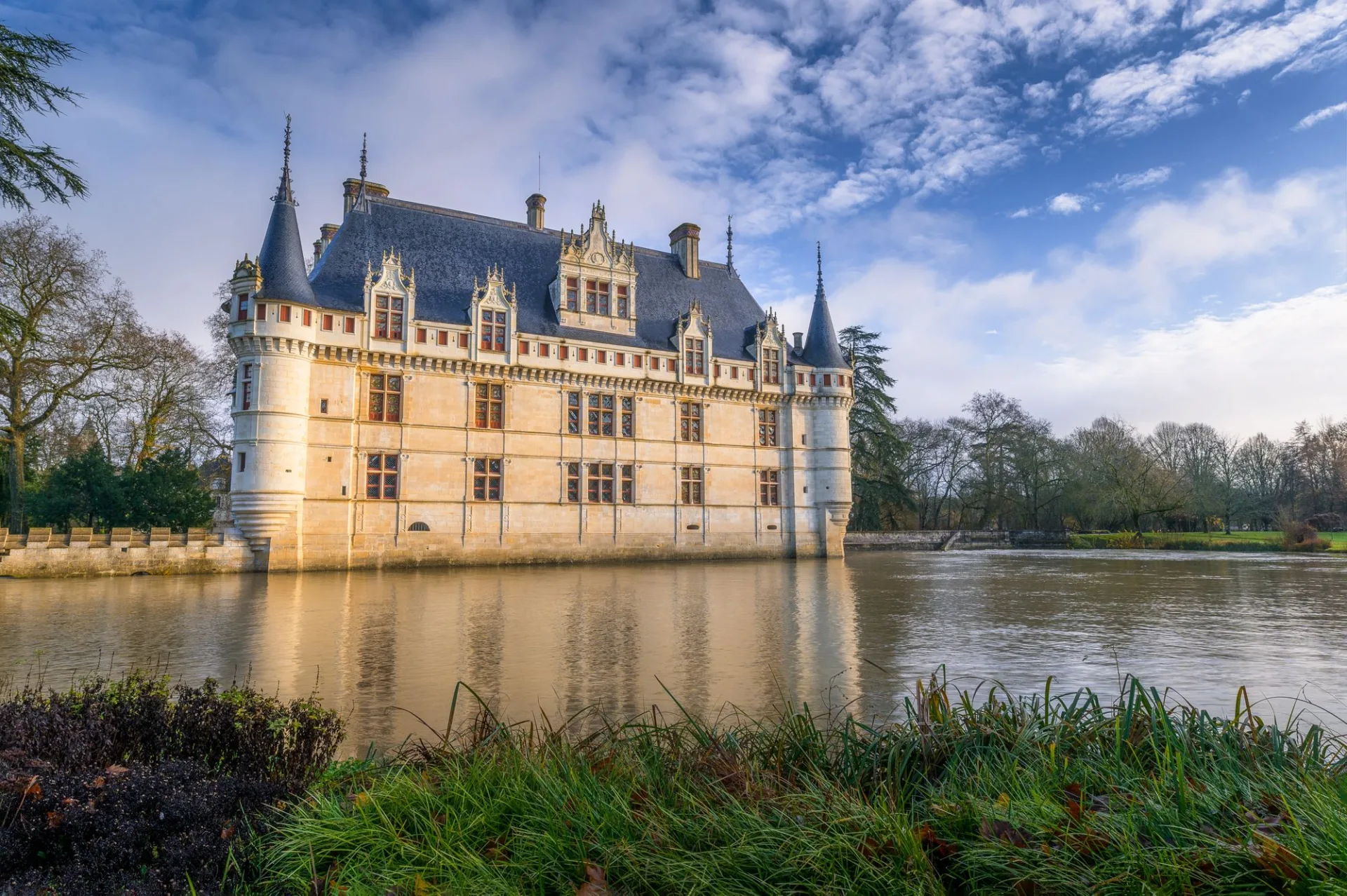 Azay-le-Rideau : Un Joyau du Val de Loire