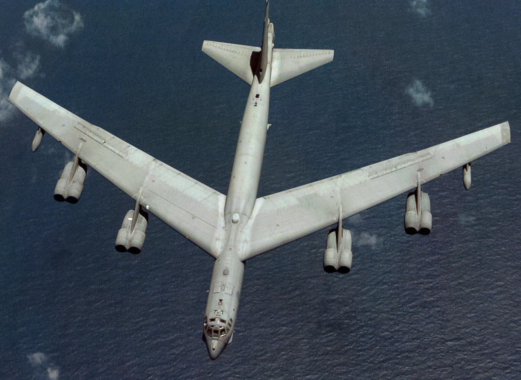 Le B52 : Histoire et Impact de l'Avion Stratégique