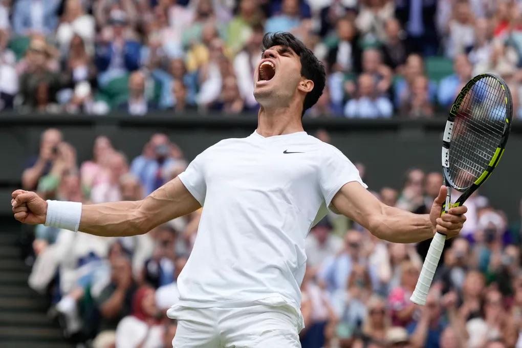 Carlos Alcaraz à Wimbledon : Une étoile montante du tennis