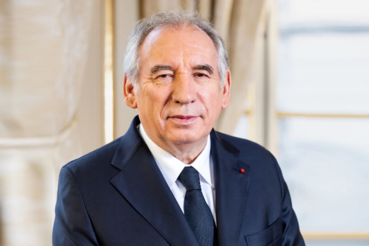 François Bayrou : Les Défis de la Commande Publique en France