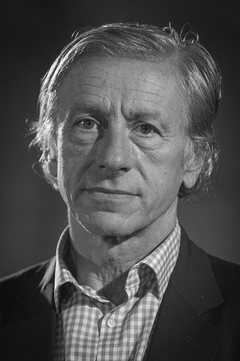 Jean-Christophe Rufin : Une Vie de Lettres et d'Engagement
