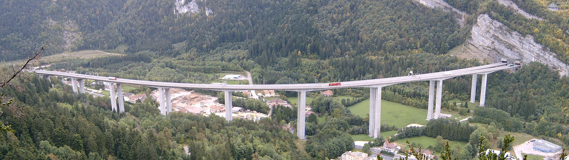 Explorez Nantua : Nature et Histoire au Cœur de l'Ain