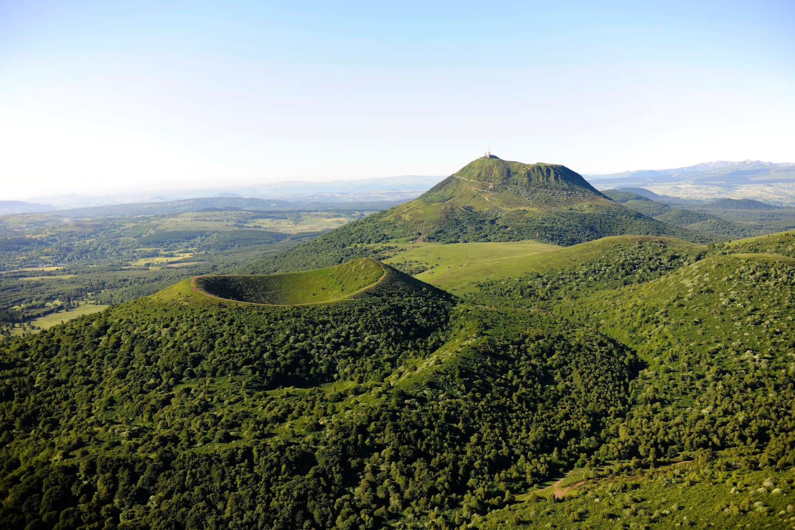 Le Puy de Dôme : Entre nature et enjeux environnementaux