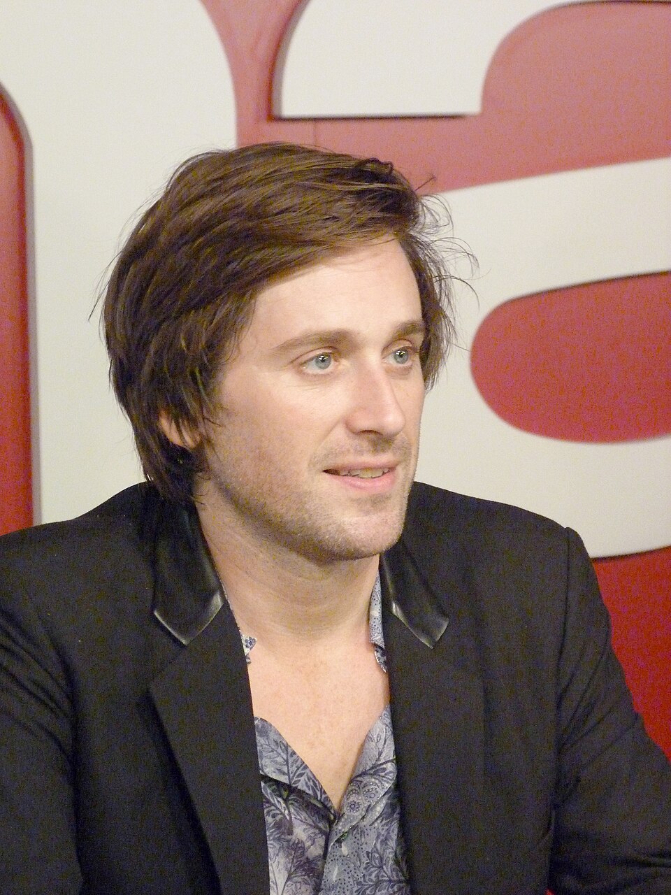 Thomas Dutronc : La Montée d'un Artiste Français au Talent Exceptionnel