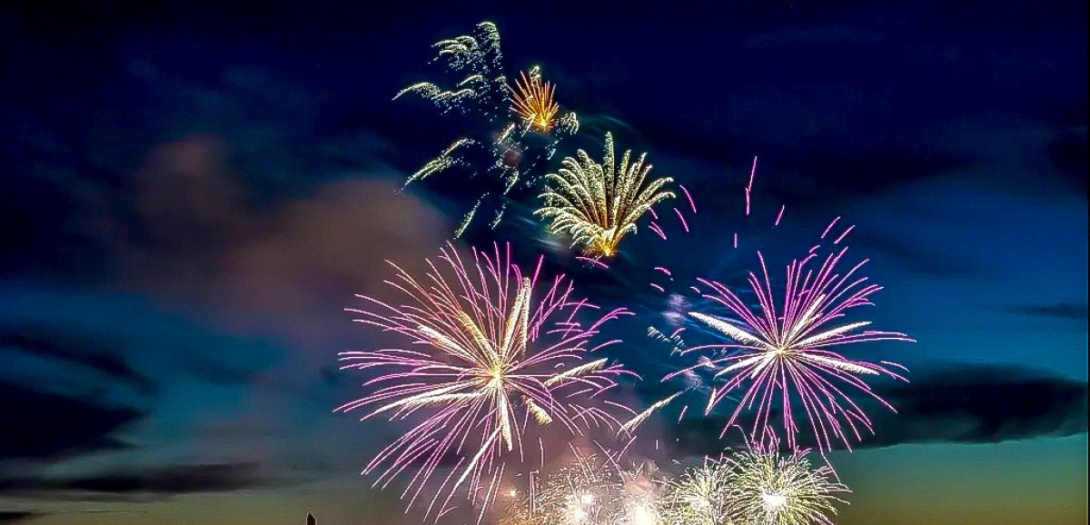 15 août : Une célébration illuminée par des feux d'artifice