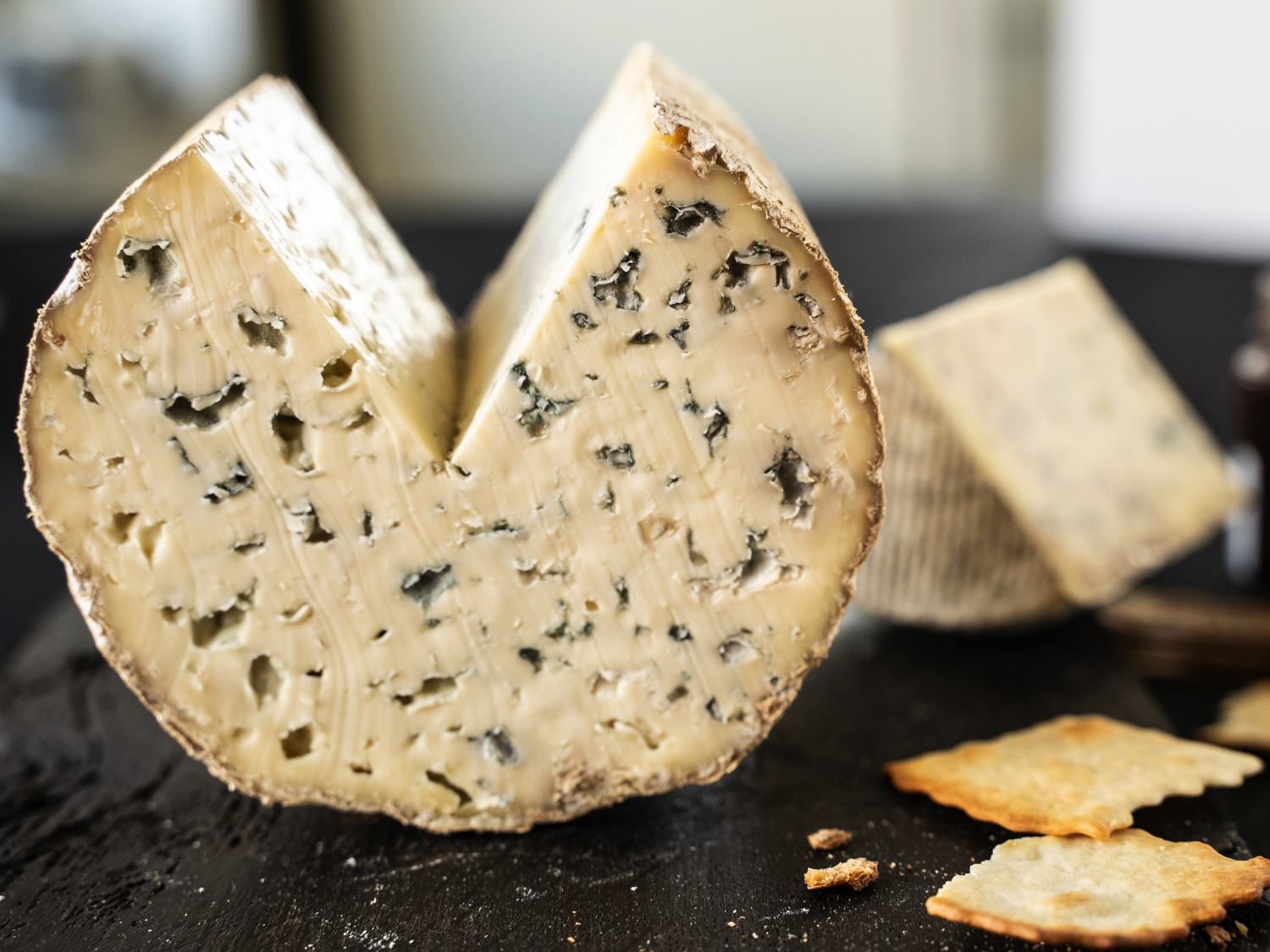 Tout savoir sur le Fourme d'Ambert, le fromage au caractère unique