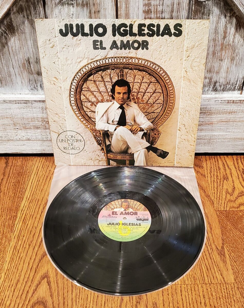 Julio Iglesias : Une Légende de la Musique Mondiale