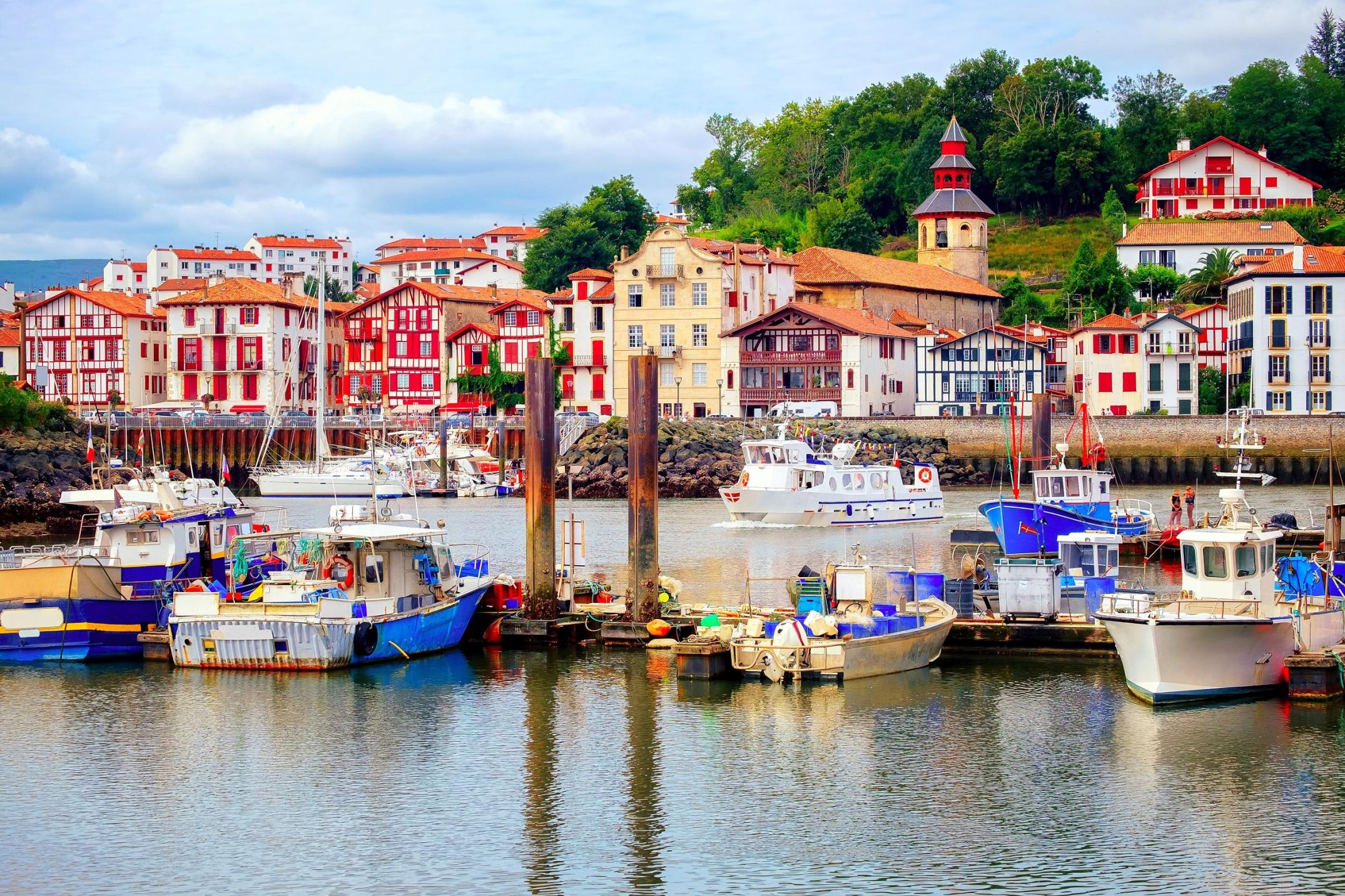 Saint Jean de Luz : Un Joyau de la Côte Basque