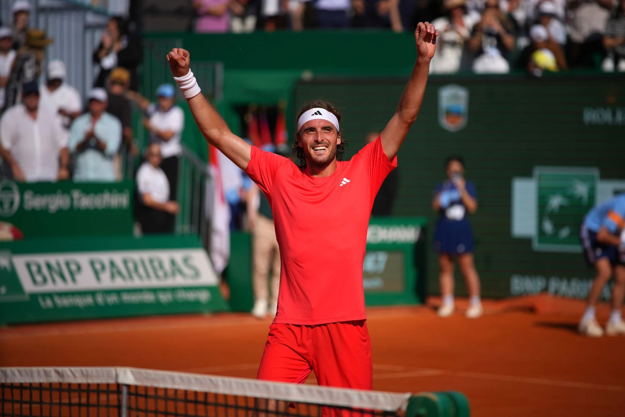 Le Parcours de Stefanos Tsitsipas dans le Monde du Tennis