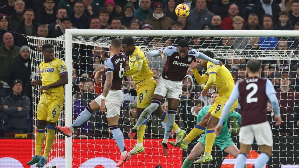 Aston Villa et Crystal Palace se préparent pour un duel palpitant