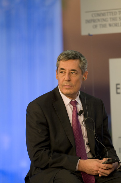 Henri Guaino : « La France traverse une crise politique sans précédent »