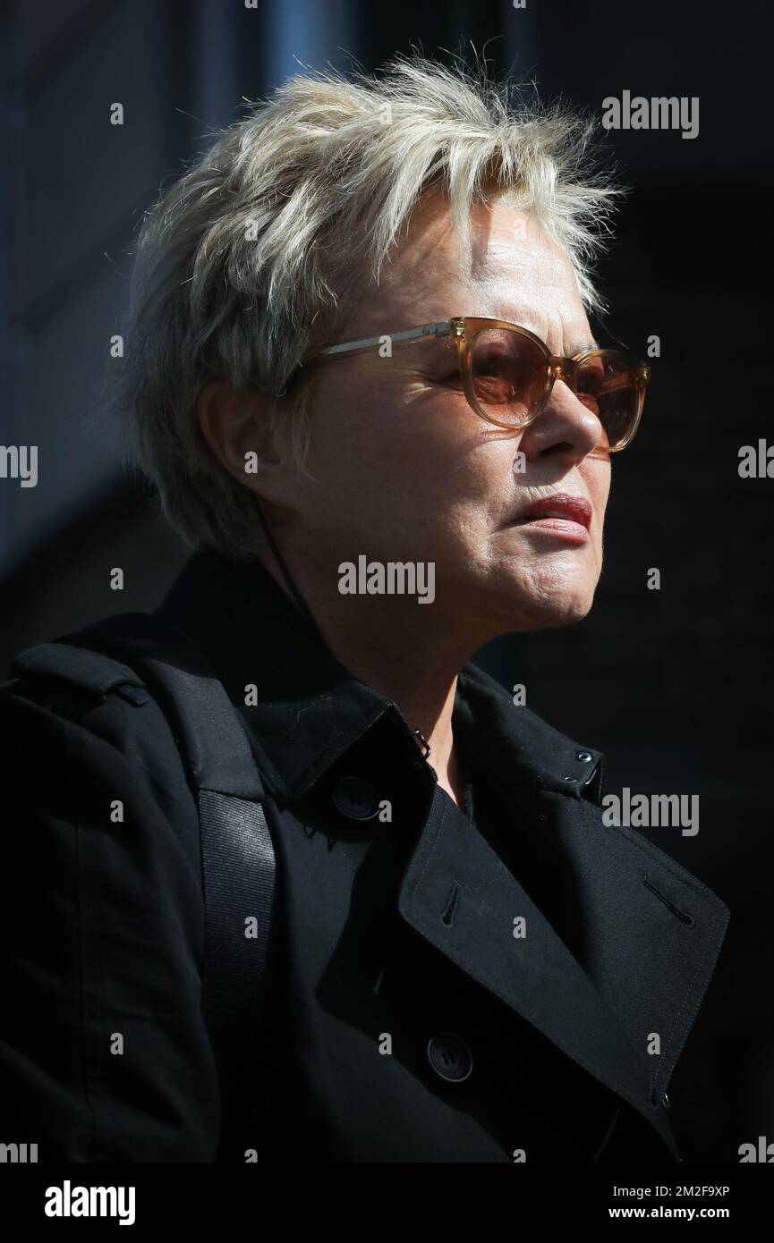 Muriel Robin : Un Pilier de la Comédie et de la Télévision en France