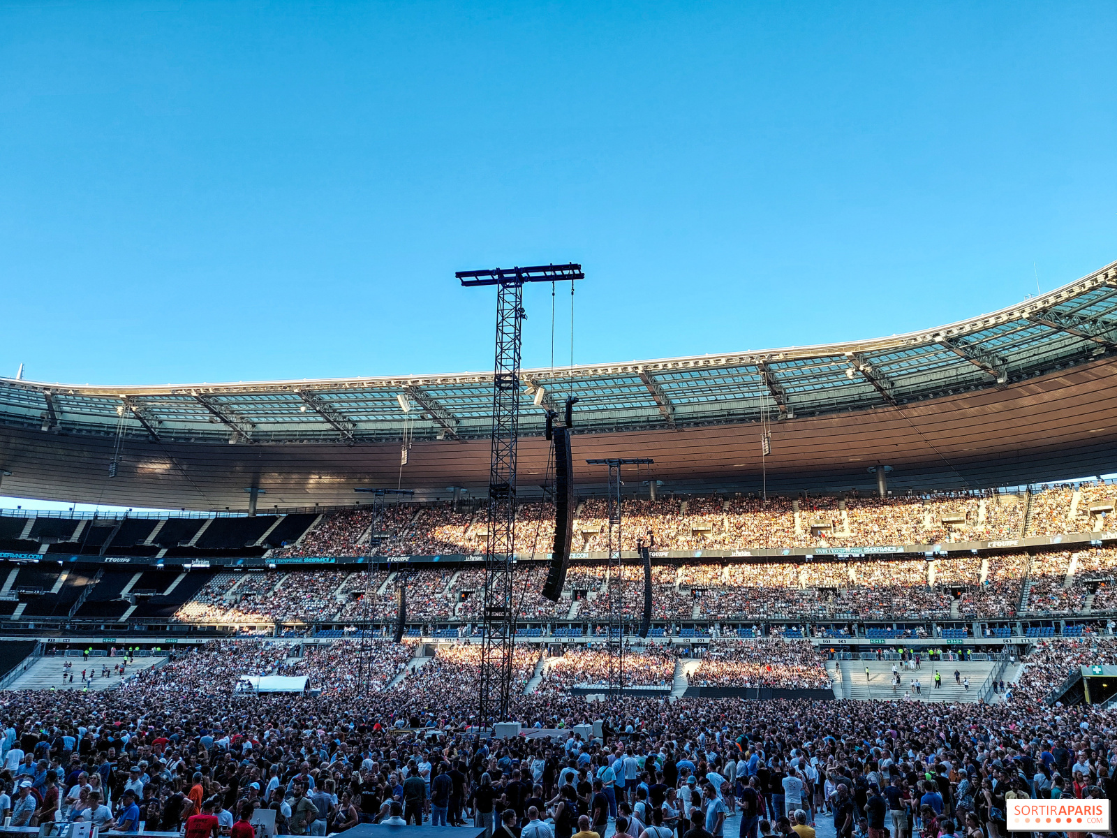 Stray Kids offre un concert mémorable au Stade de France