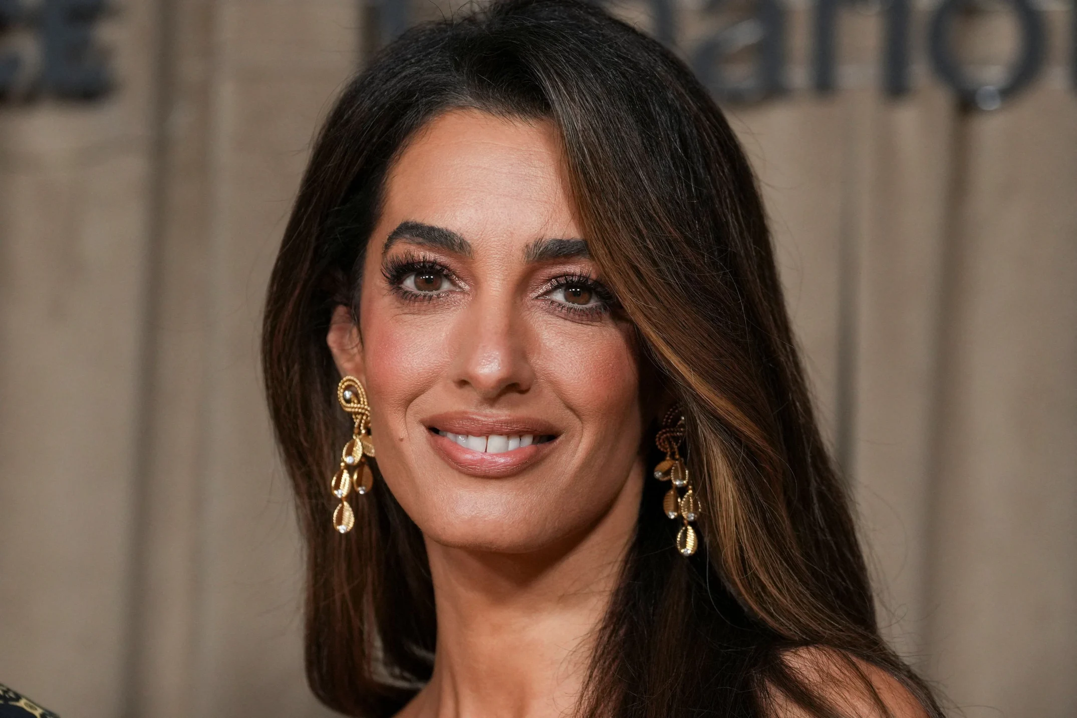 Amal Clooney : Une Avocate au Service des Droits Humains