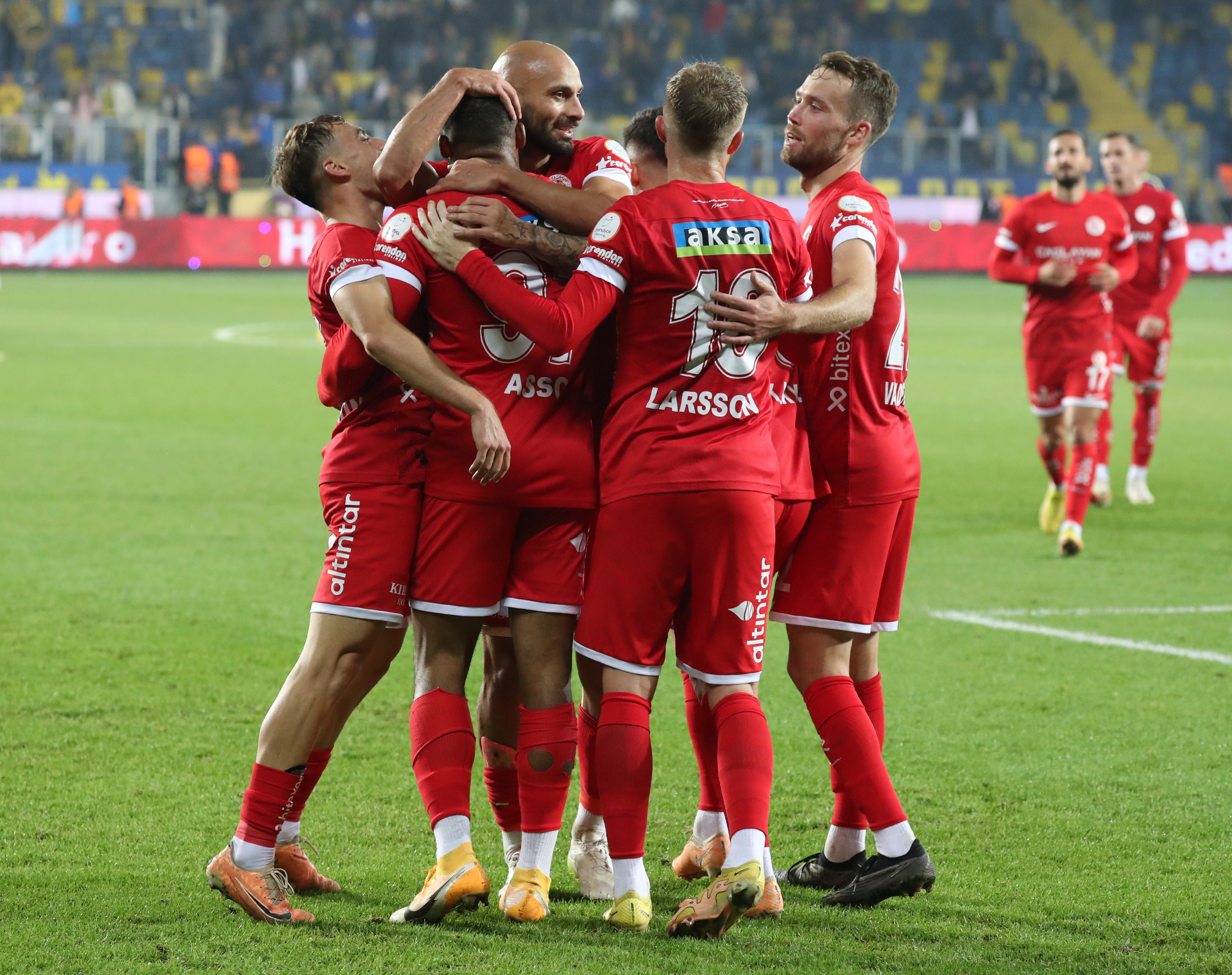 Antalyaspor contre Rizespor : Résumé du Match et Implications