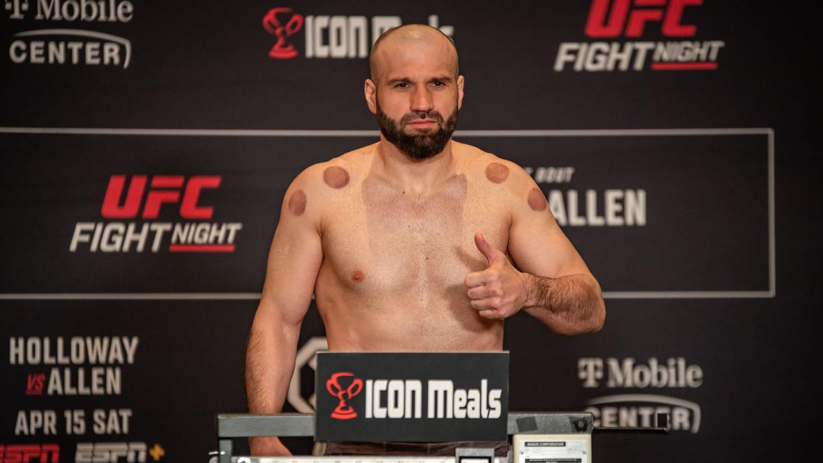 Azamat Murzakanov : Le phénomène du MMA en pleine ascension