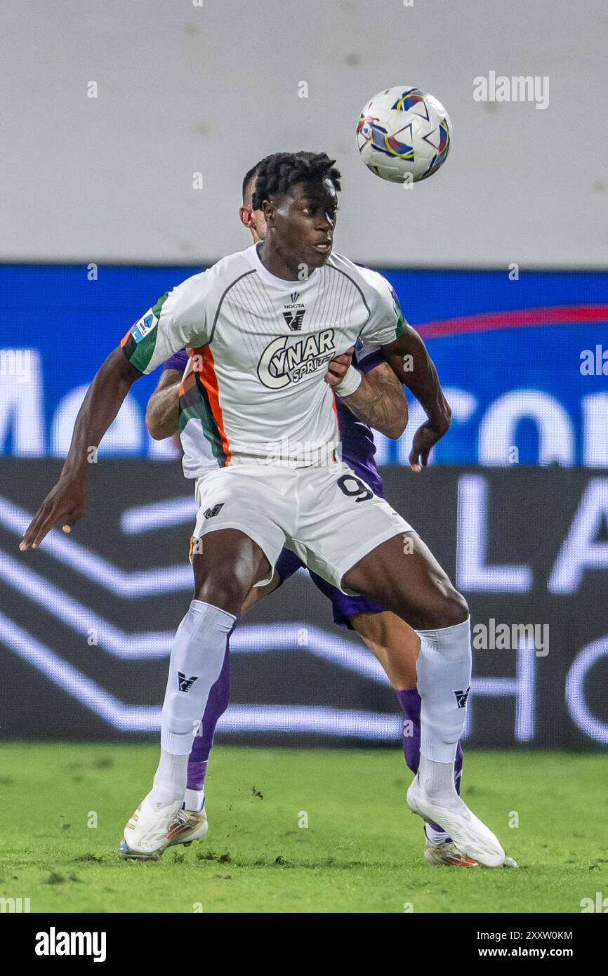 Issa Doumbia : Un Talent Émergent de l&rsquo;Humour Français