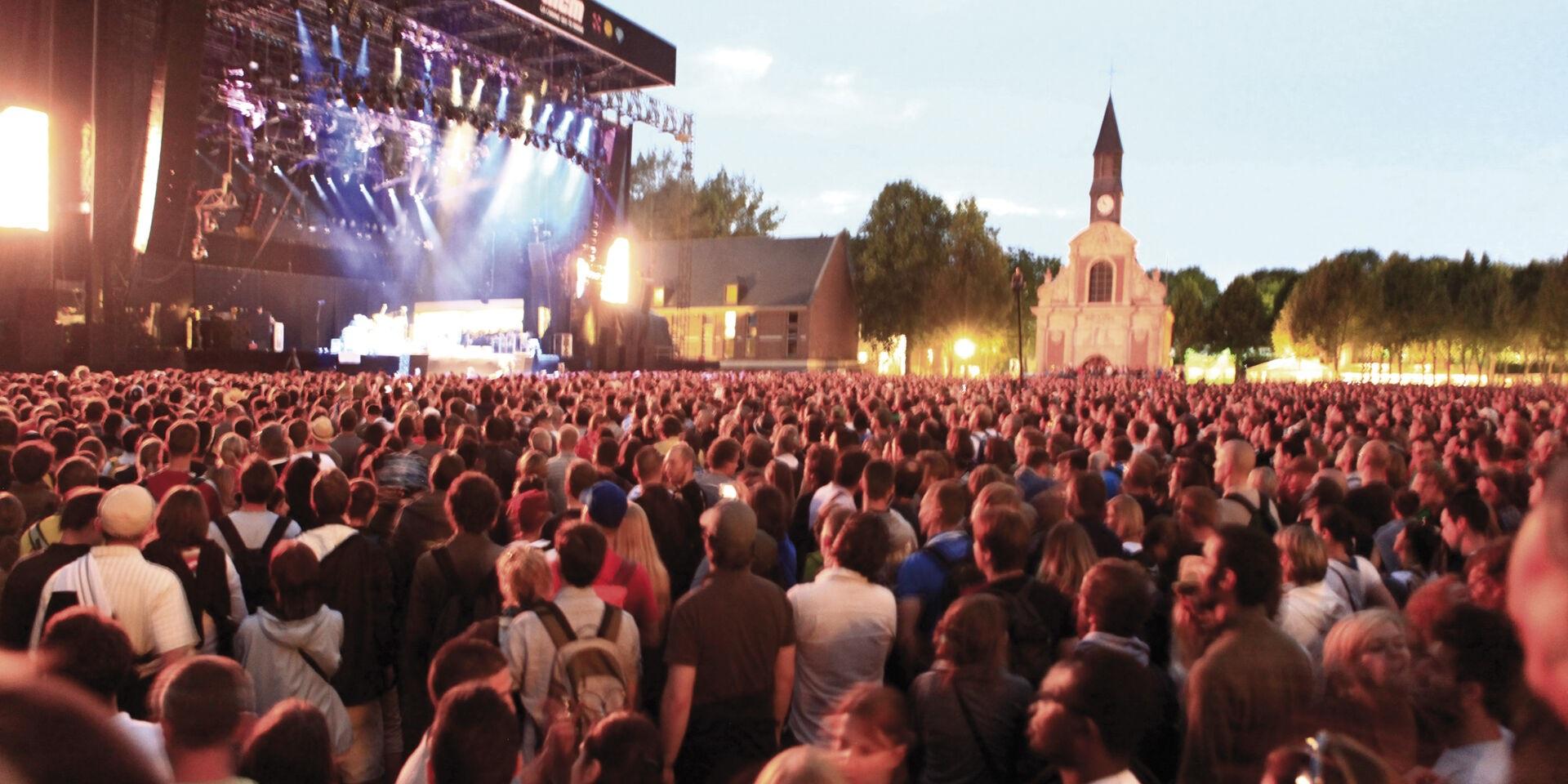 Le Festival de la Place Principale : Événement Incontournable de 2023