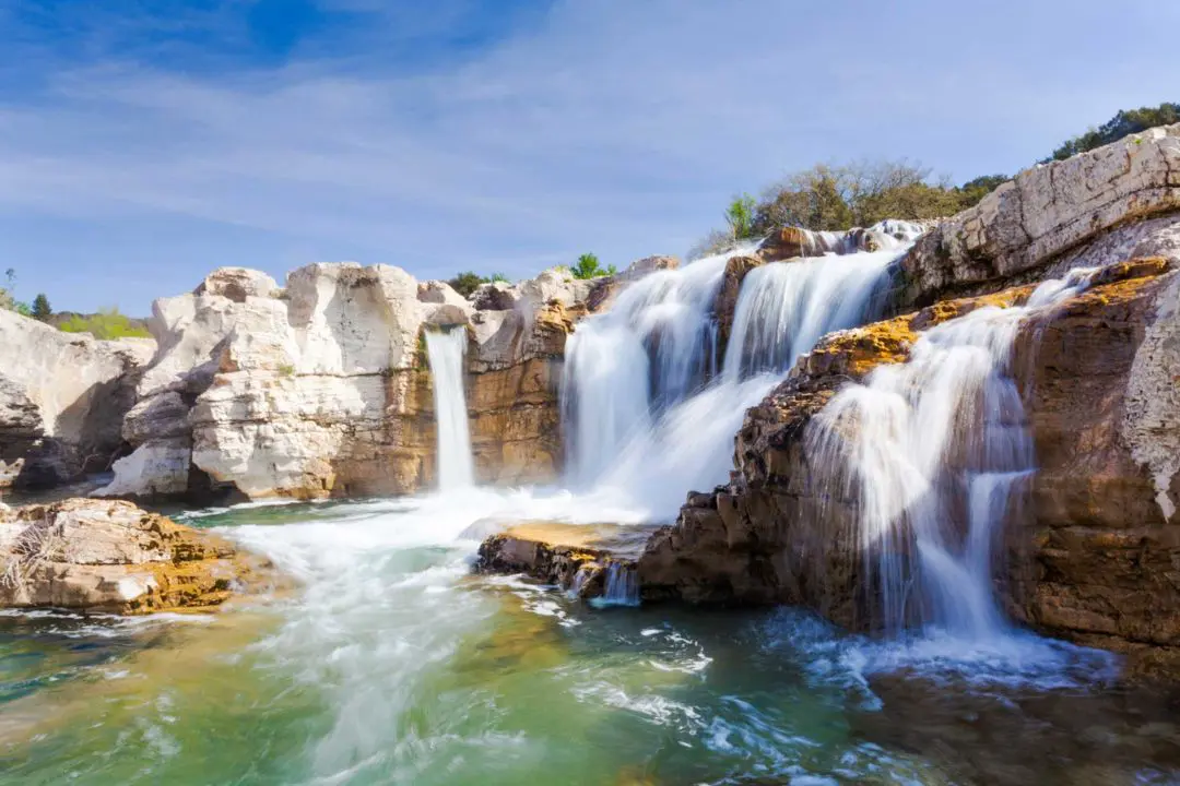 À la Découverte des Cascades du Sautadet