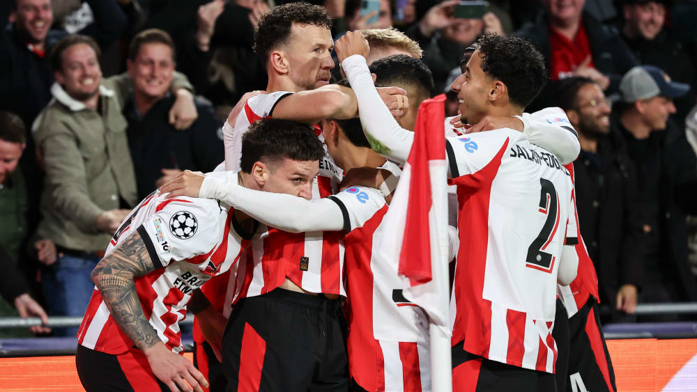 PSV Eindhoven affronte Naples : enjeux et perspectives