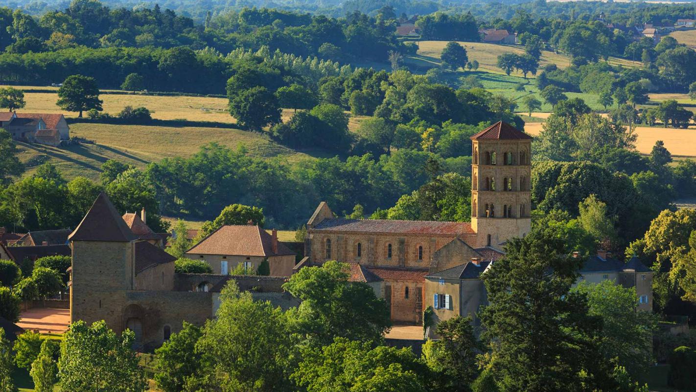 Exploration de la Saône-et-Loire : Histoire et Culture