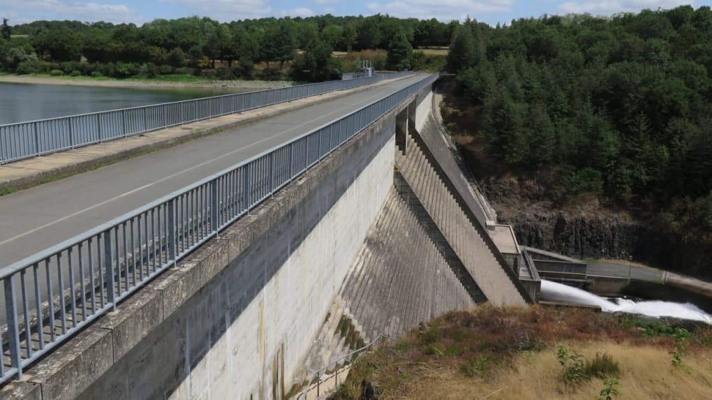 Barrage de la Touche Poupard : Un Ouvrage Stratégique pour les Deux-Sèvres