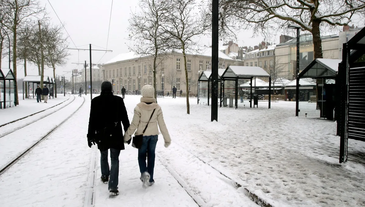 Neige en Loire-Atlantique : Un Noël blanc surprend le département