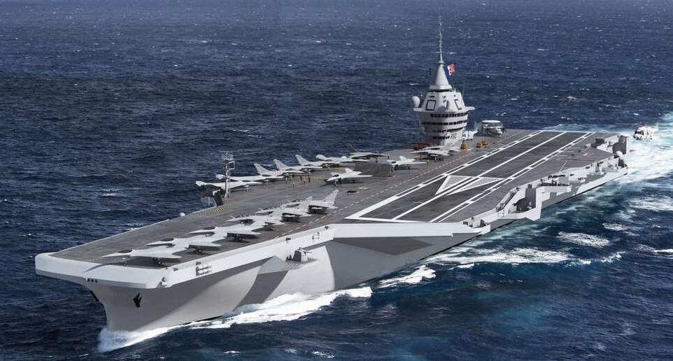 La France se dote d'un nouveau porte-avions : Macron officialise un projet stratégique majeur