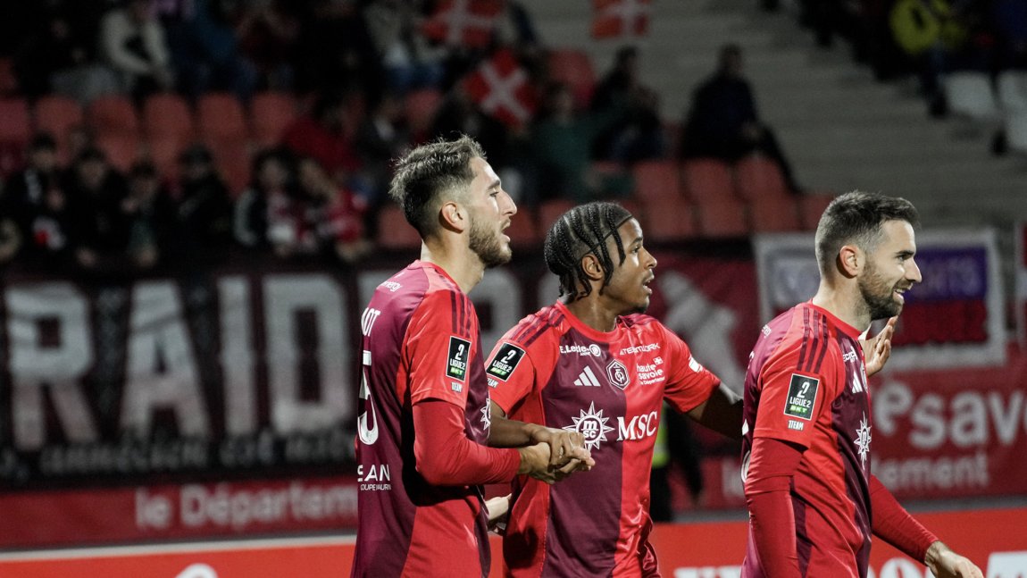 FC Annecy – Amiens : Victoire décisive 2-0 pour les Reds au Parc des Sports
