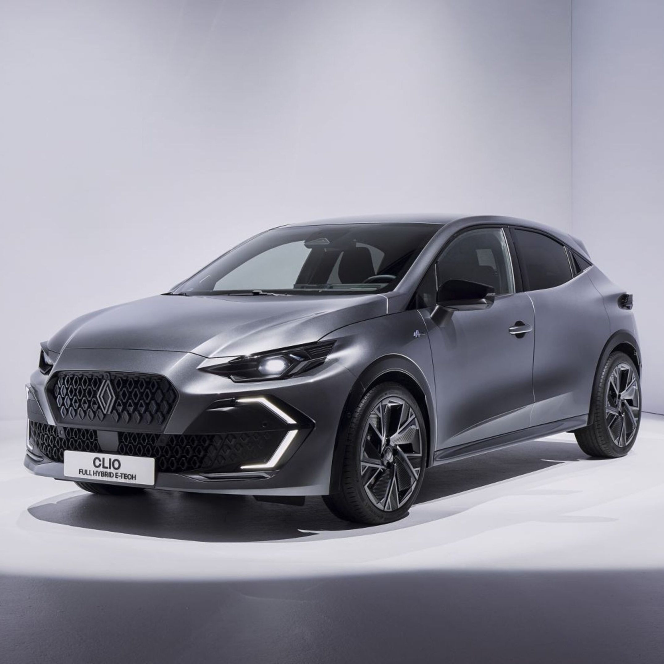 Nouvelle Clio : La Sixième Génération Révolutionne la Citadine Française