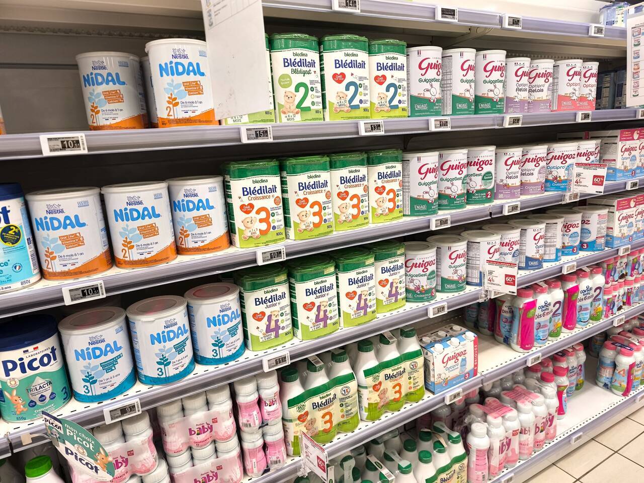 Danone rappelle deux lots de lait infantile en France