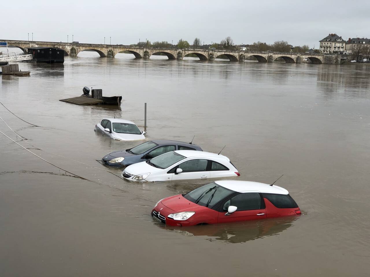 Inondations dans le Maine-et-Loire : impacts, réactions et perspectives