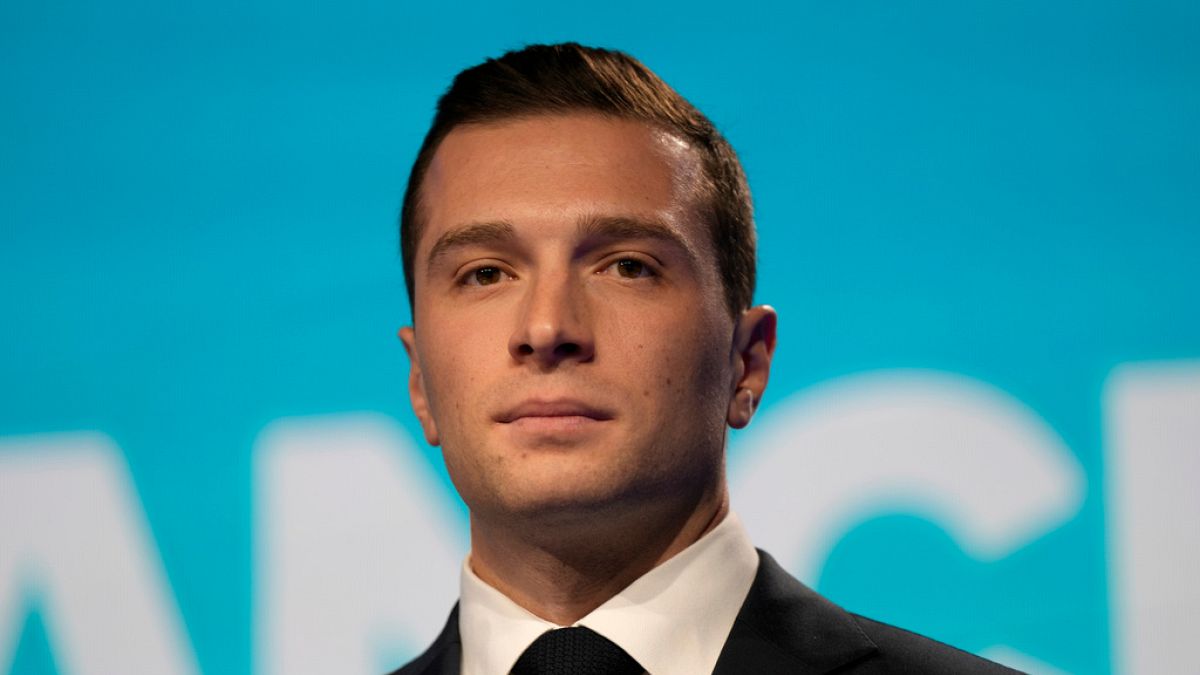 Le phénomène « mannequin Jordan Bardella » analysé