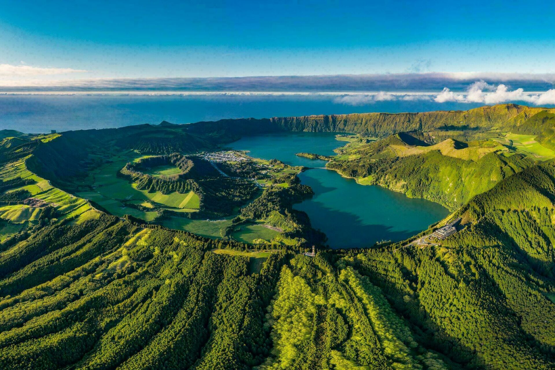 Les Açores : tourisme, volcanisme et perspectives durables