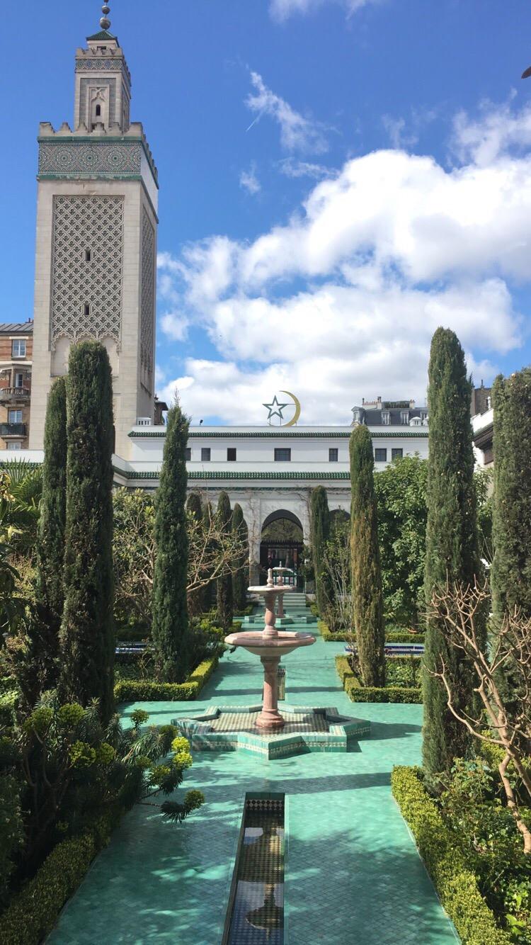 La Mosquée de Paris : histoire, architecture et rôle public