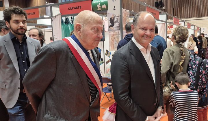 André Santini : état des informations et orientation pour les lecteurs