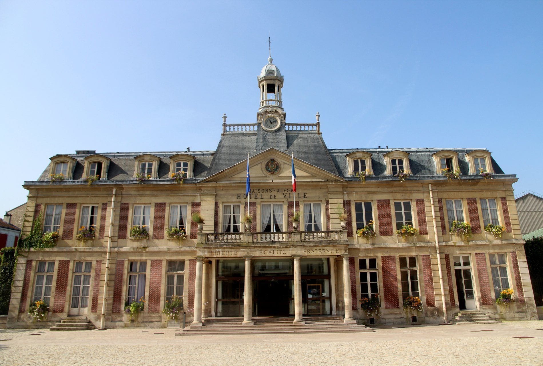 Maisons Alfort : vie locale, transports et institutions clés - maisons alfort 75